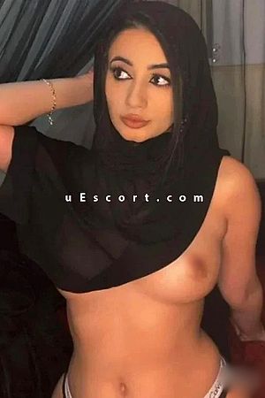 New Punjabi Indian Escort OWO - Escort girls Milton Keynes